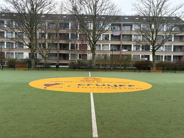  Cruyff Court veld